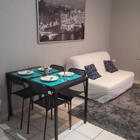 Appartement Cosy Dans Beau Village De Champagne Cormicy Exterior photo